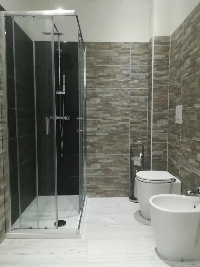 Home Mazzei Piazza Bilotti Κοσέντζα Δωμάτιο φωτογραφία