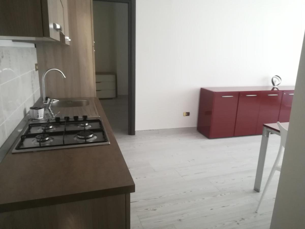 Home Mazzei Piazza Bilotti Κοσέντζα Δωμάτιο φωτογραφία